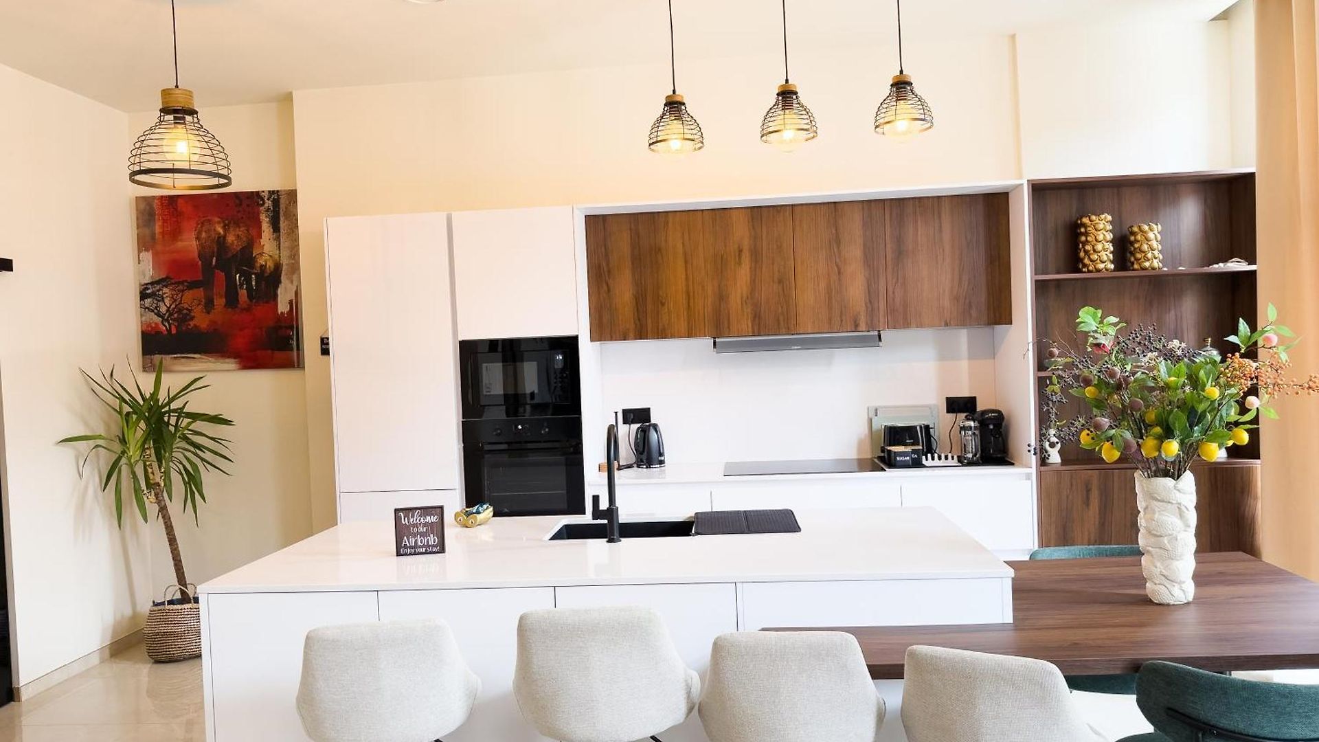 Unice Luxury Apartment