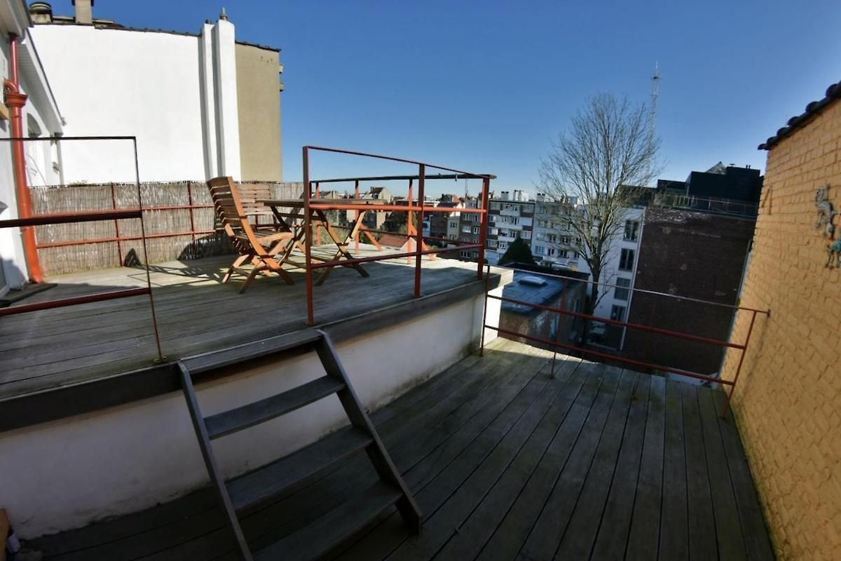 Promo! ! ! Lovely 2-bedroom In Ixelles Apartment *