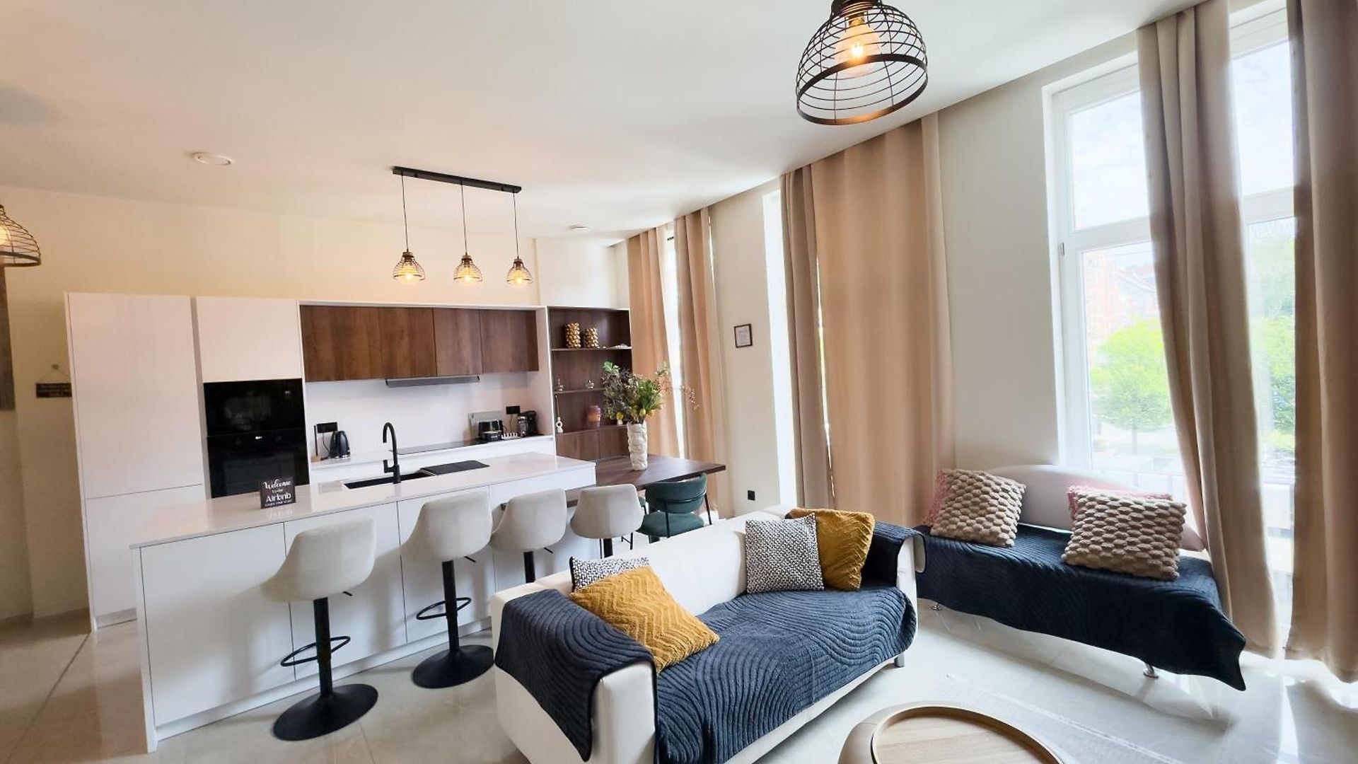 Unice Luxury