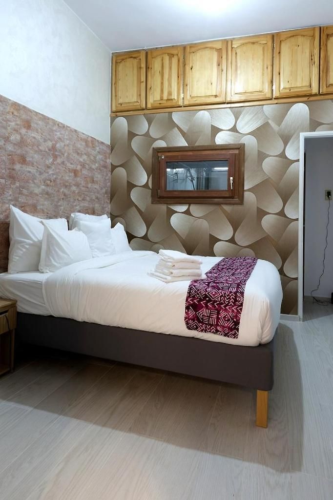 Apartment Cozy, Bright 2-bedroom Duplex In Brussels-laeken *