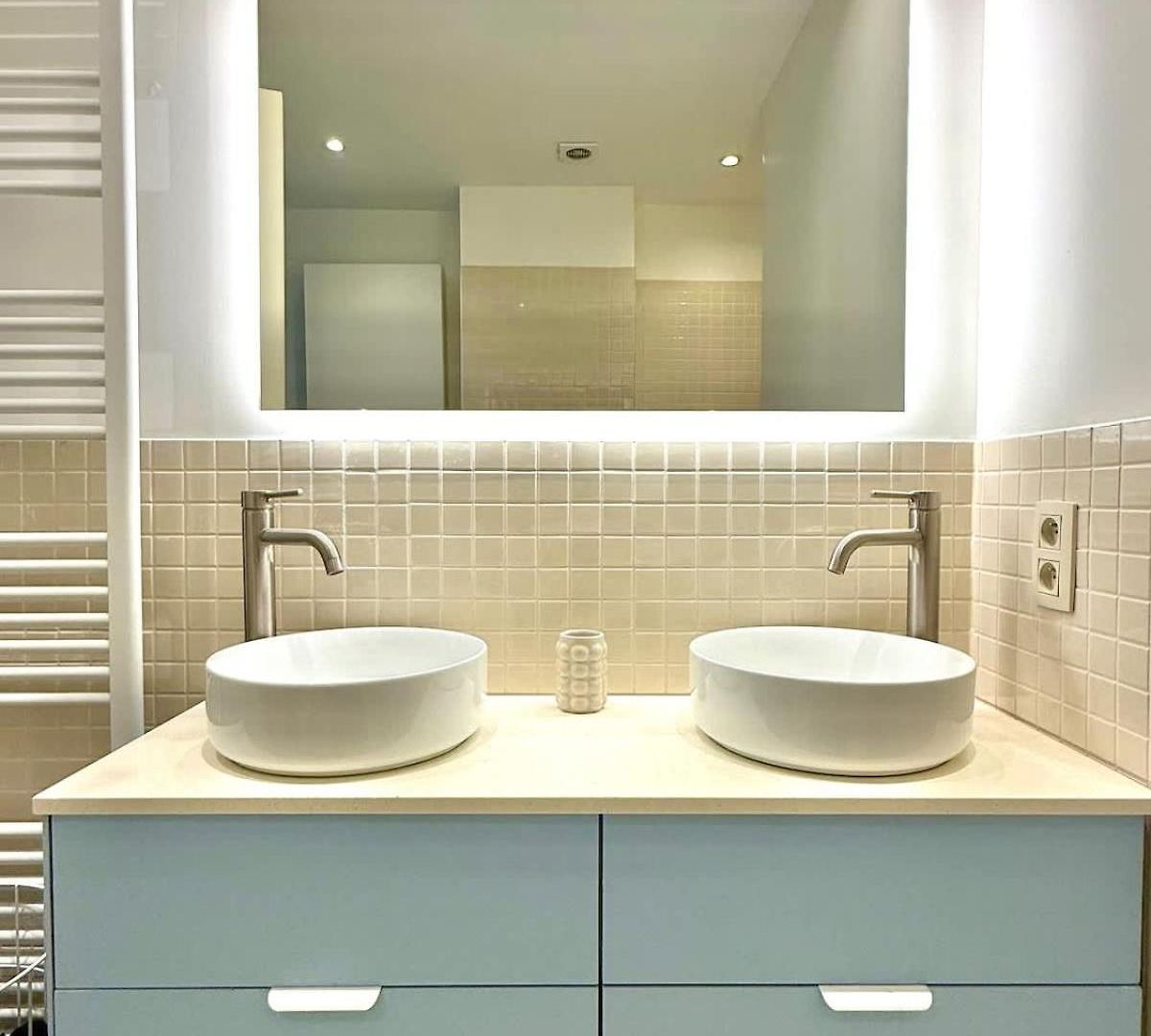 Apartment 2 Bedrooms - Baby Crib & Furnished Terrace In Lovely
