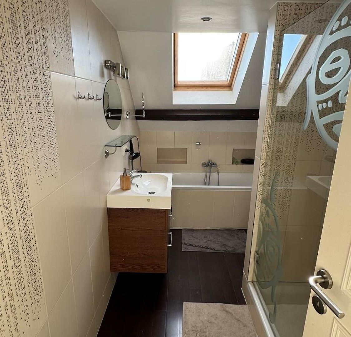 Promo! ! ! Lovely 2-bedroom In Ixelles Apartment Brussels
