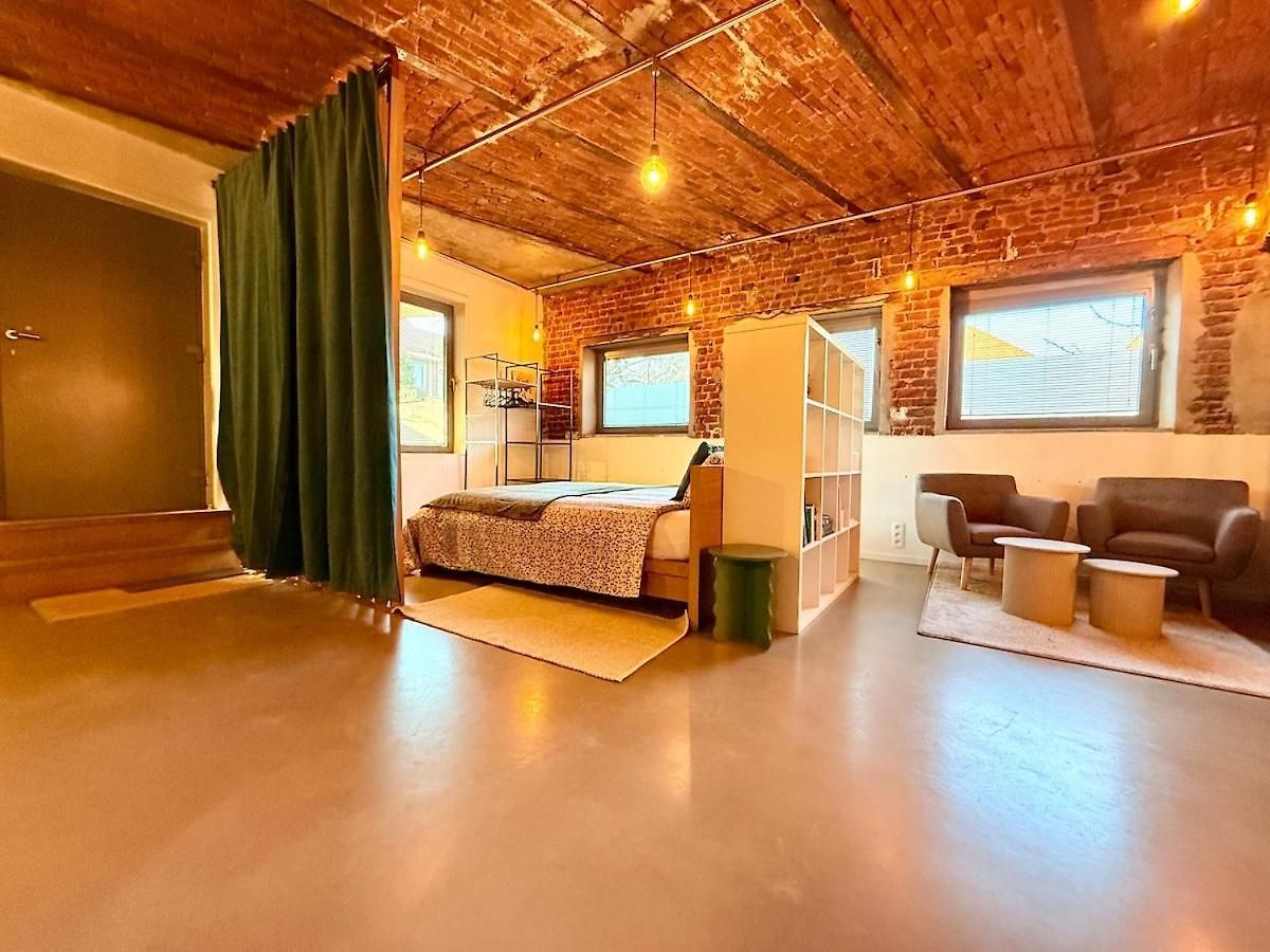 Quiet Loft With Terrace Apartment