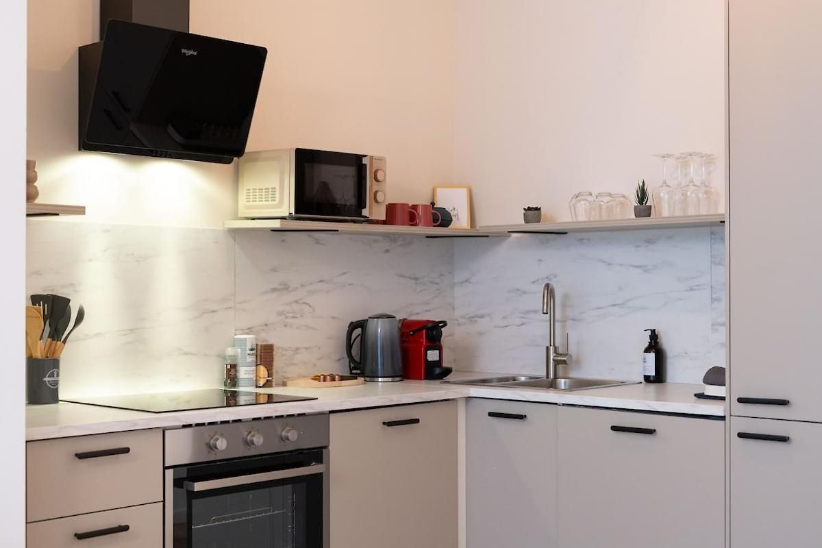 Modern Cocoon Gare Du Midi Bro14400 Apartment *