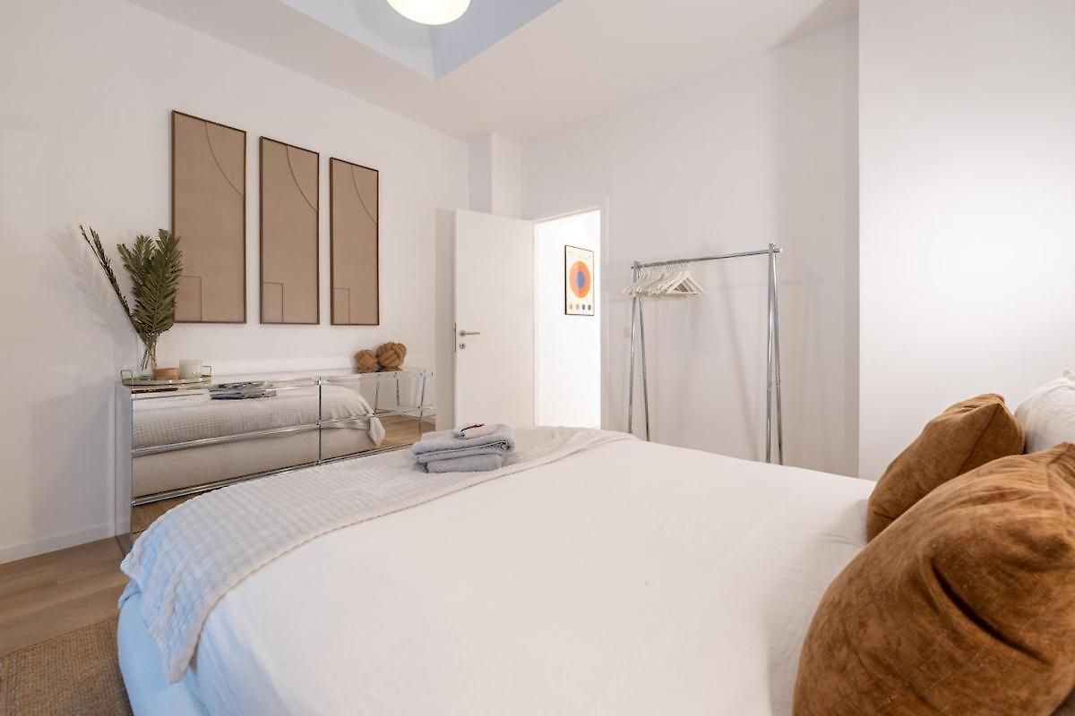 Apartment Modern Cocoon Gare Du Midi Bro14400