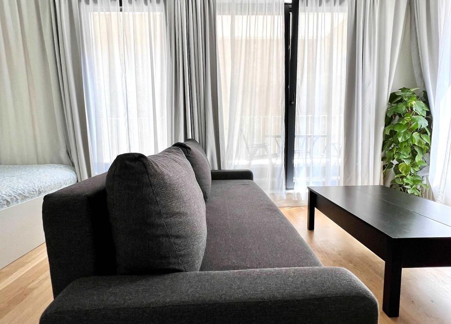 Lovely And Cosy With Balcony By Grand Place For 4 Brussels