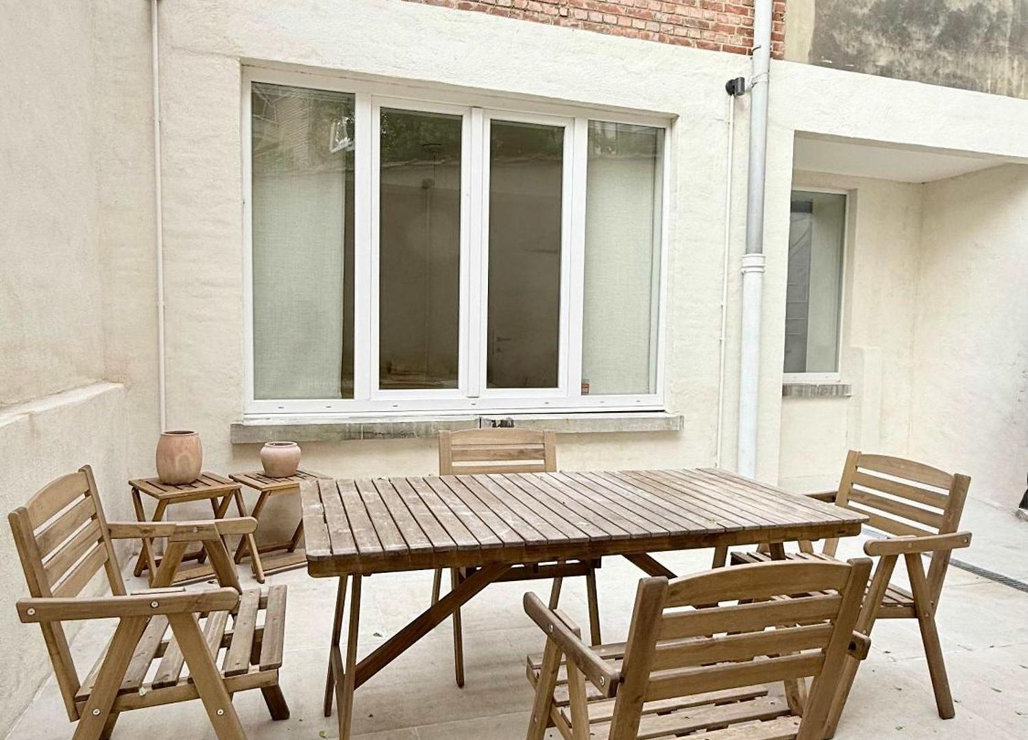 2 Bedrooms - Baby Crib & Furnished Terrace In Lovely Apartment Brussels