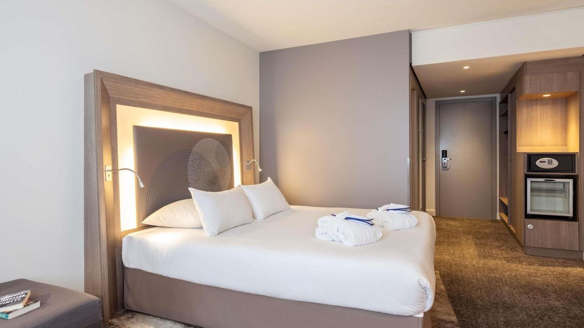 Hotel Novotel Centre 4*