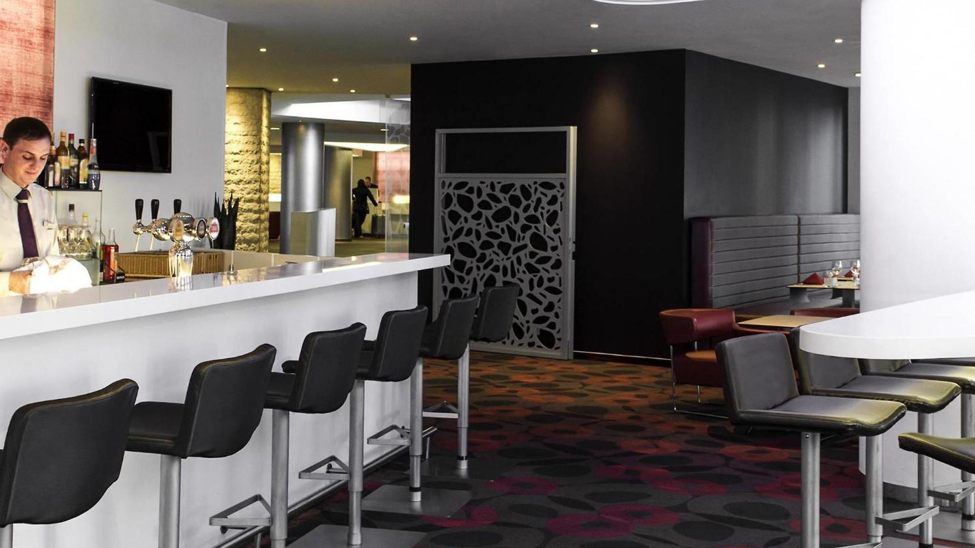 Novotel Centre Hotel 4*