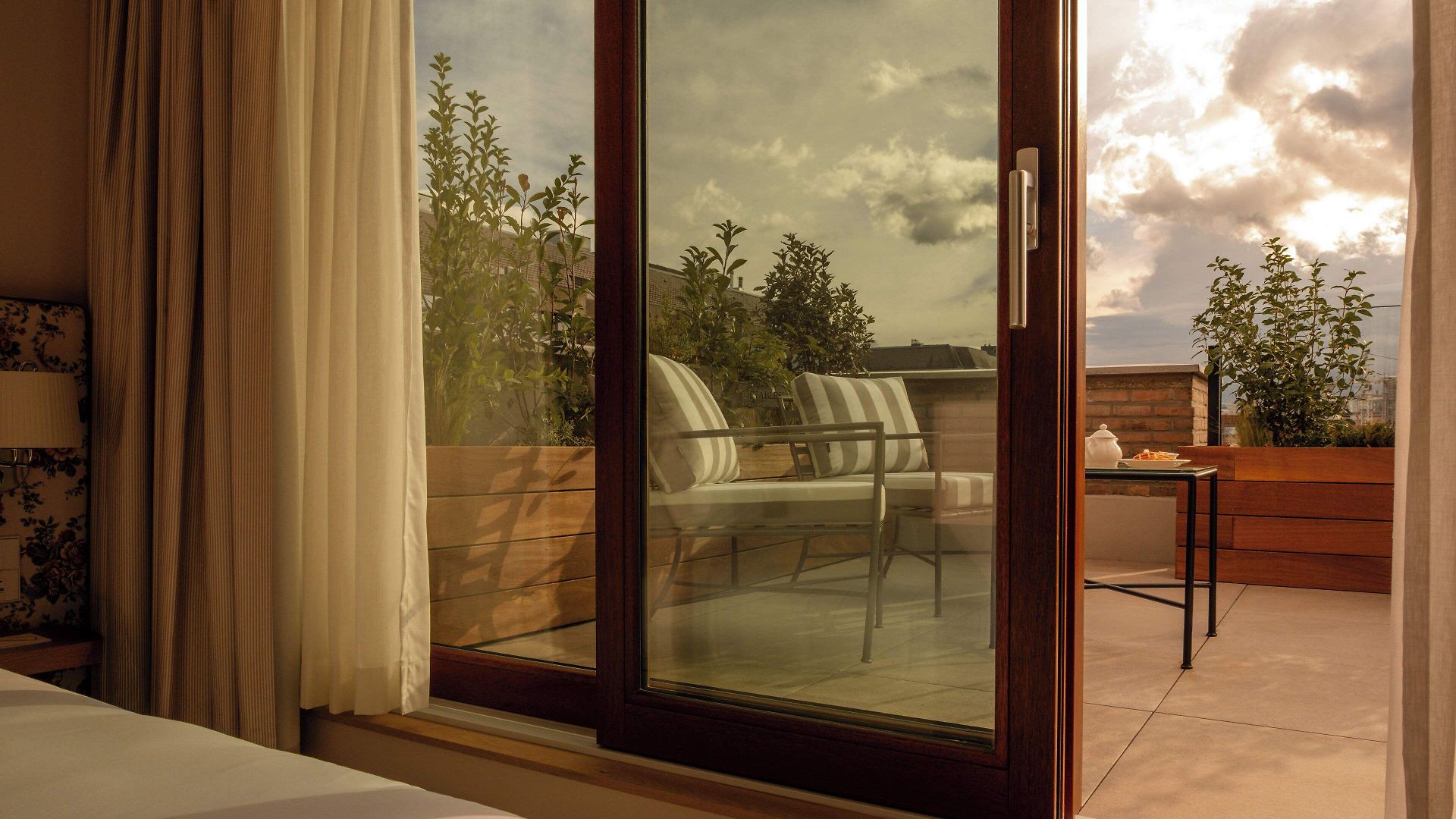 9hotel Chelton Hotel 4*