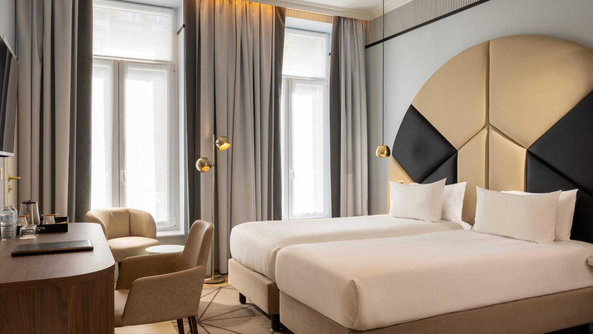 The Augustin Hotel 4*
