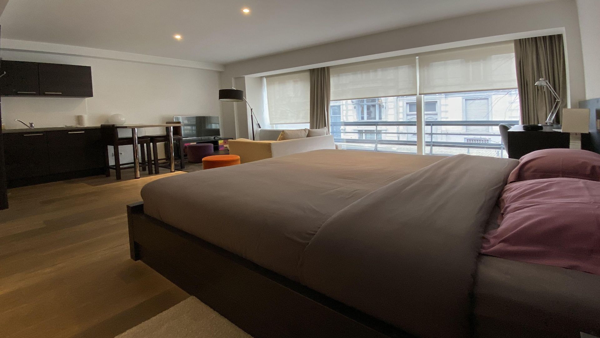 Apartment Flat Moliere *