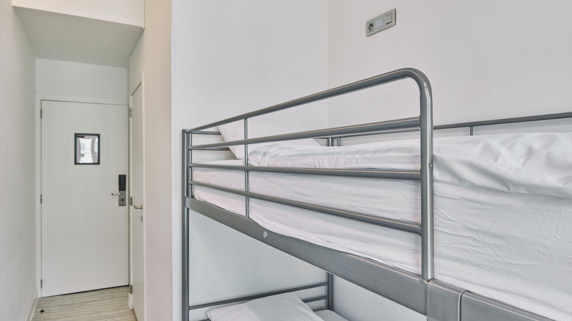 The Legacy By 2go4 Center Hostel