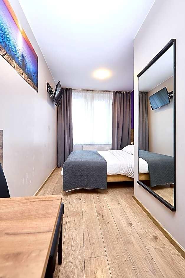 Center Hotel