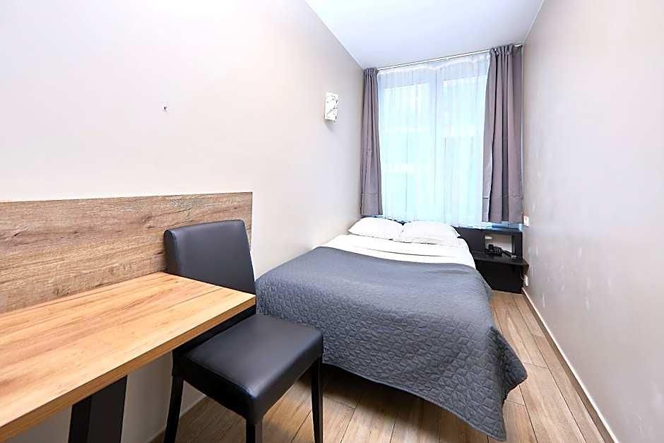 Center Hotel 3*