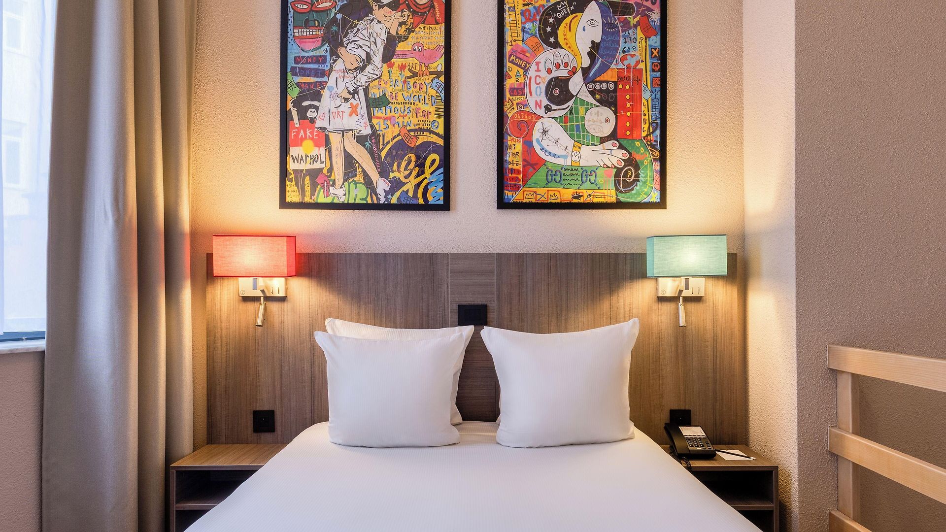 Alma Grand Place Hotel 3*