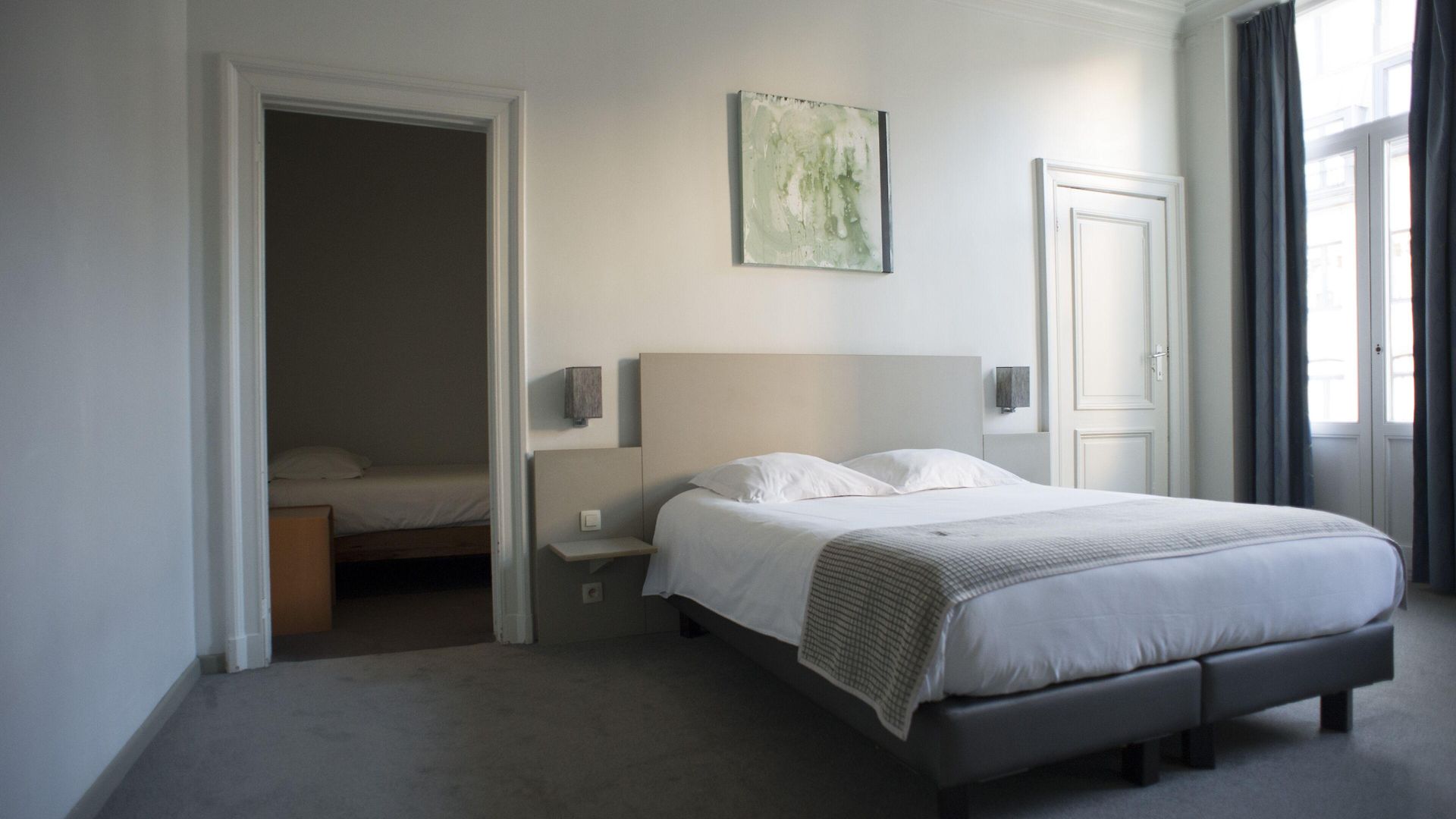Hotel Du Congres 3*
