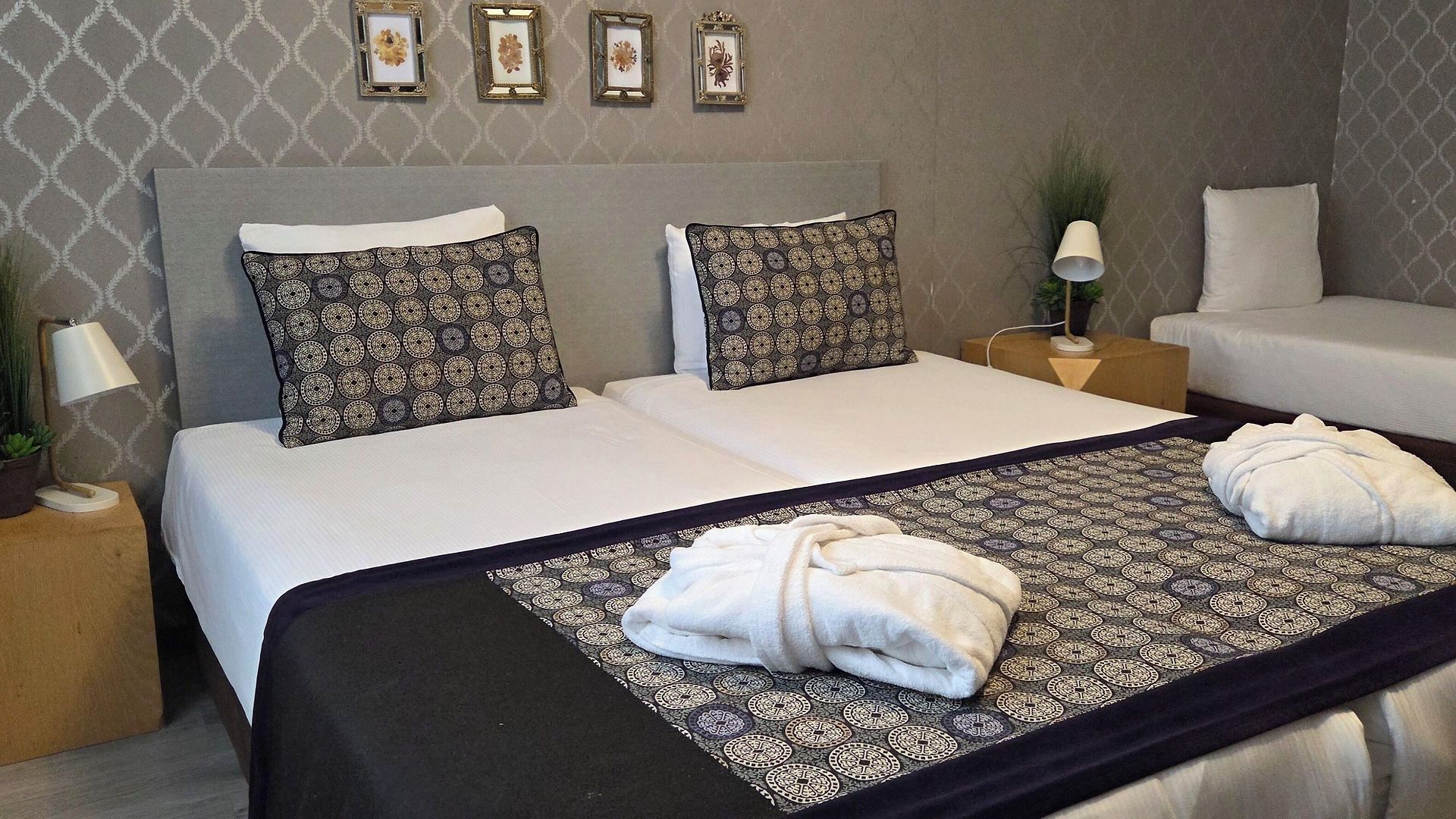 Floris Arlequin Grand-place Hotel