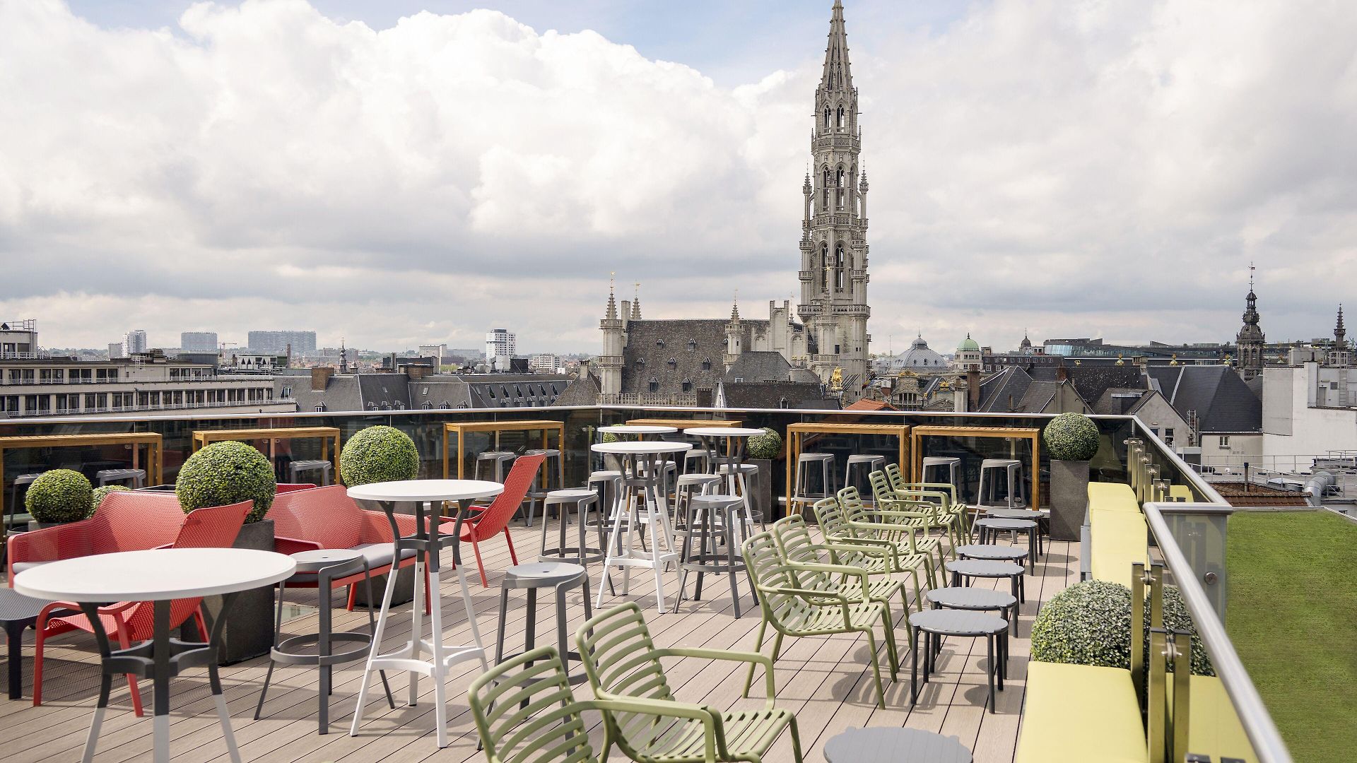 Warwick Grand-place Hotel