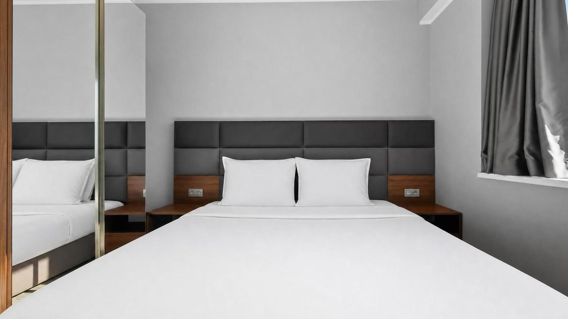 Midi 33 By Reside - New Opening Brussel