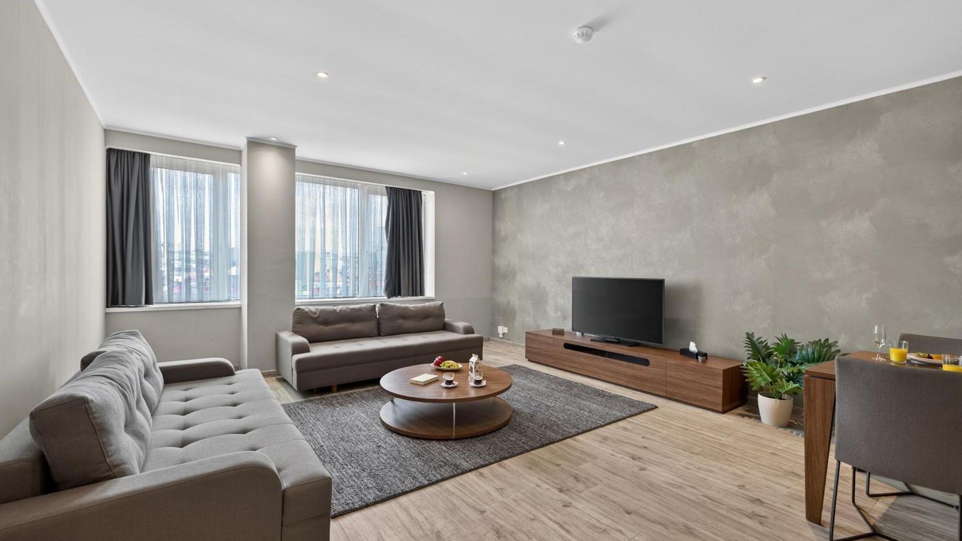 Midi 33 By Reside - New Opening Brussel