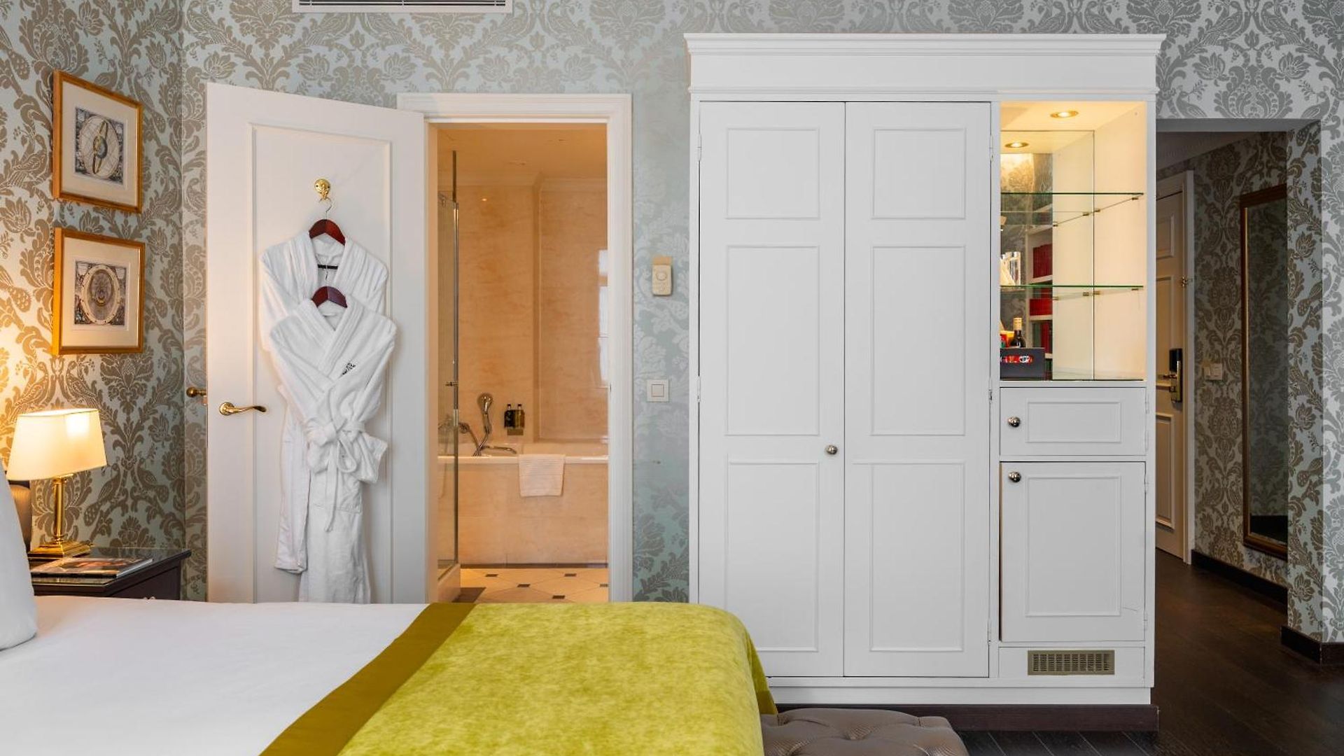Stanhope By Thon Hotel 5*