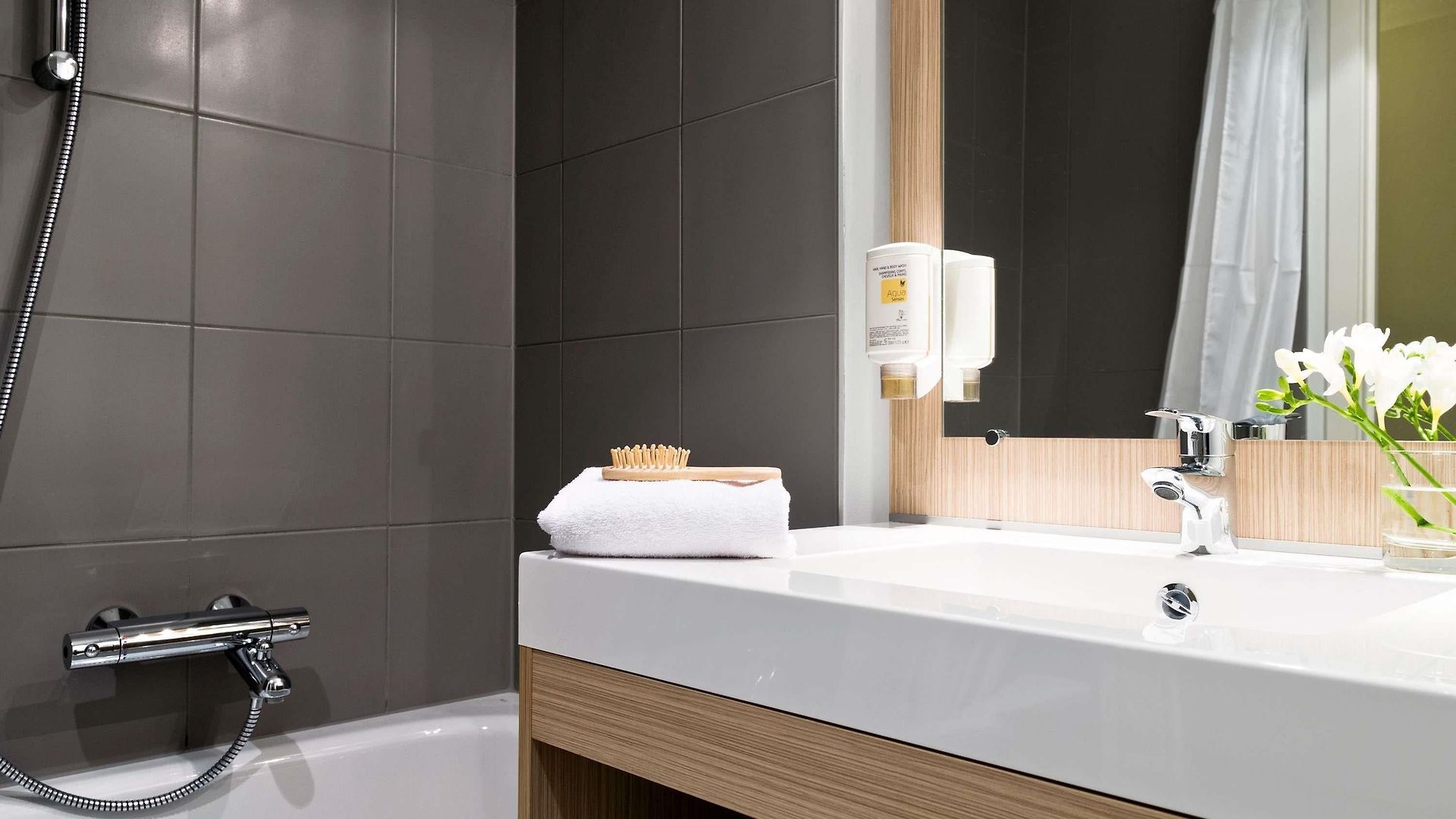 Adagio Access Europe Aparthotel 4*