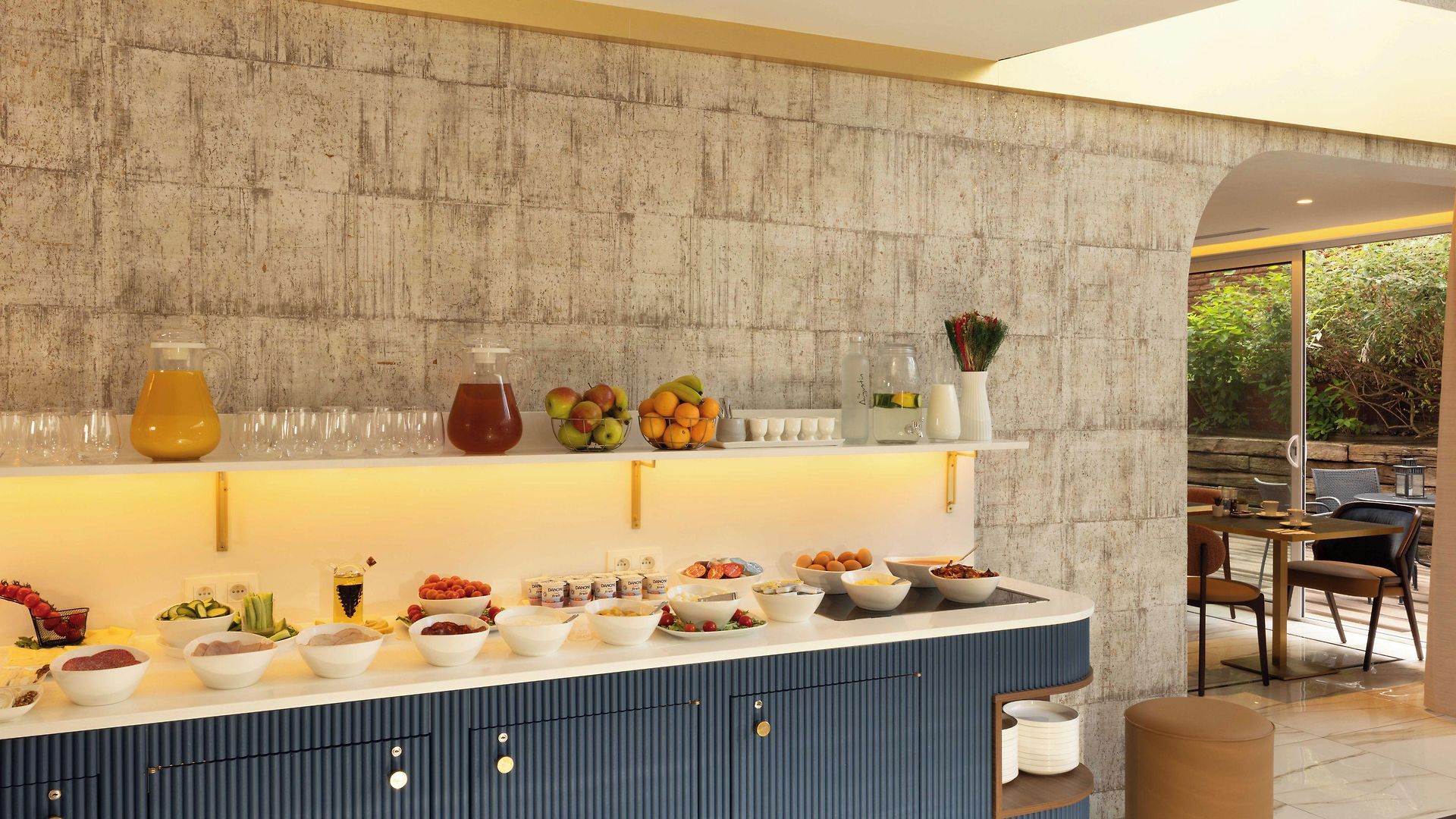 Hotel The Augustin 4*