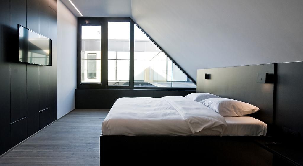 Sleep Well Youth Hostel *