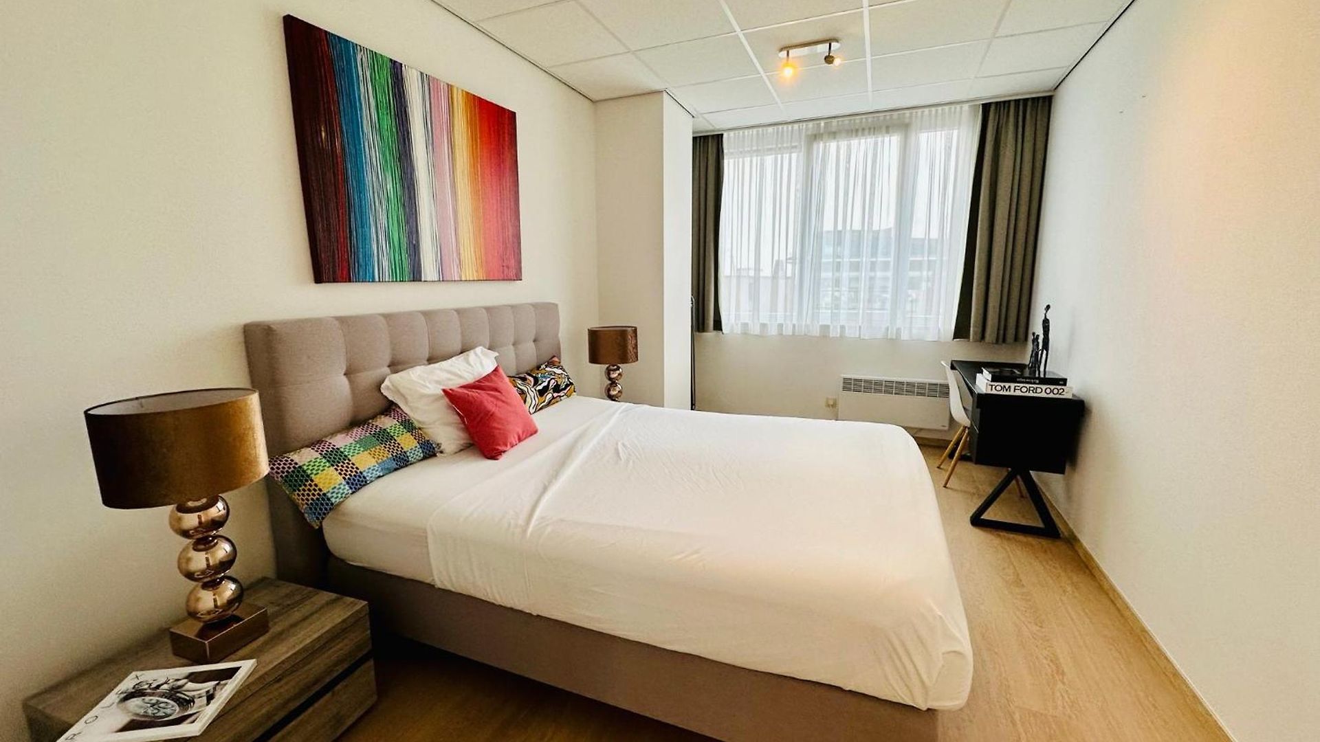 Modern - 2bd - - Grand Place Appartement