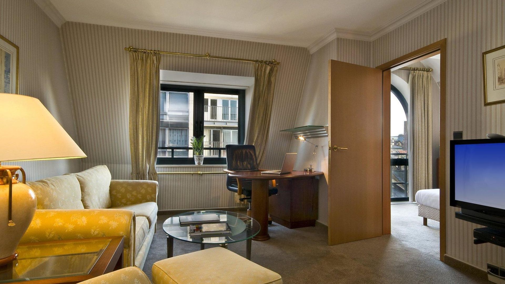 Aparthotel B-aparthotel Ambiorix 4*