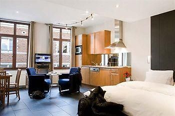 Azimut Flathotel Aparthotel