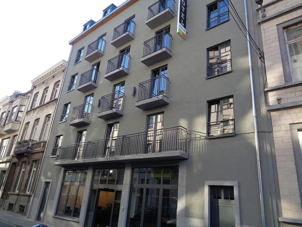 Brxxl 5 Centre Hostel Brussels