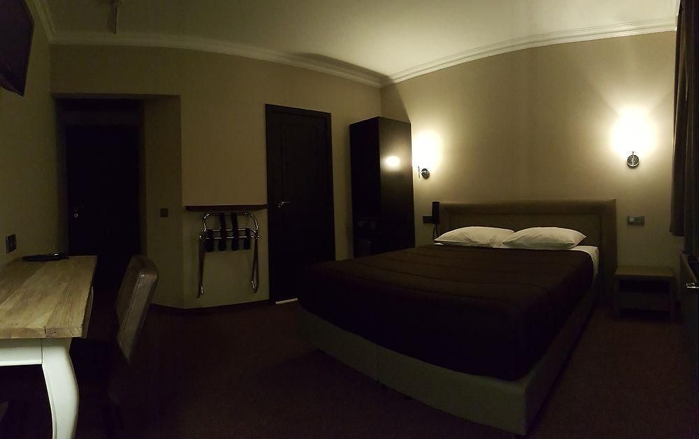 Hotel Le Chantecler 2*