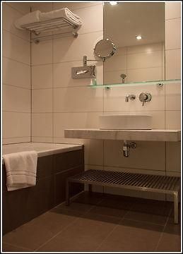 B-aparthotel Grand Place 4*