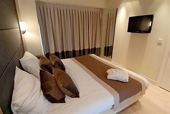 B-aparthotel Grand Place Aparthotel 4*