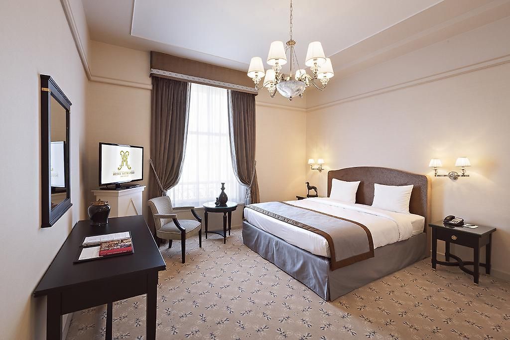 Metropole Hotel