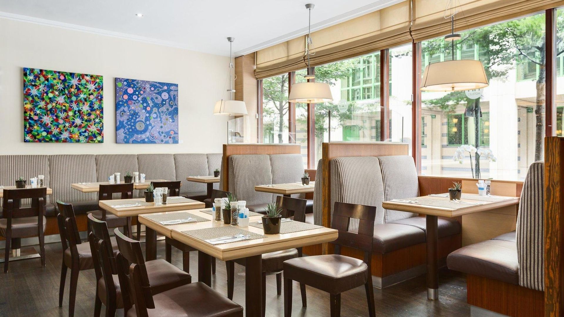 Nh Grand Place Arenberg Hotel Brussel
