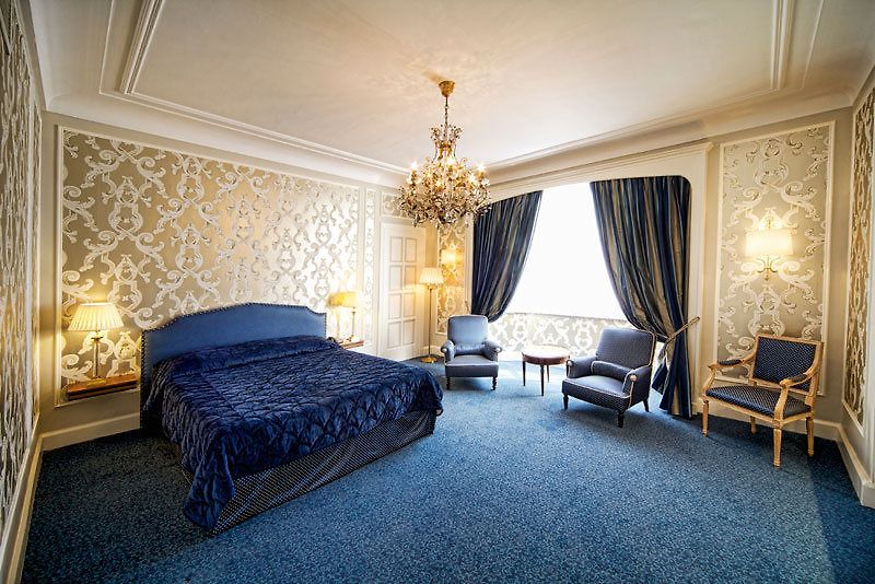 Metropole Hotel
