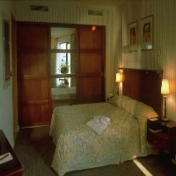 B-aparthotel Ambiorix Aparthotel 4*