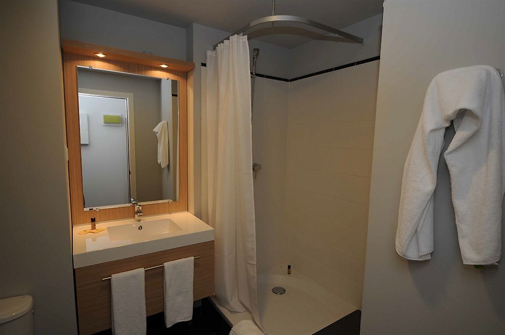 Adagio Access Europe 4*