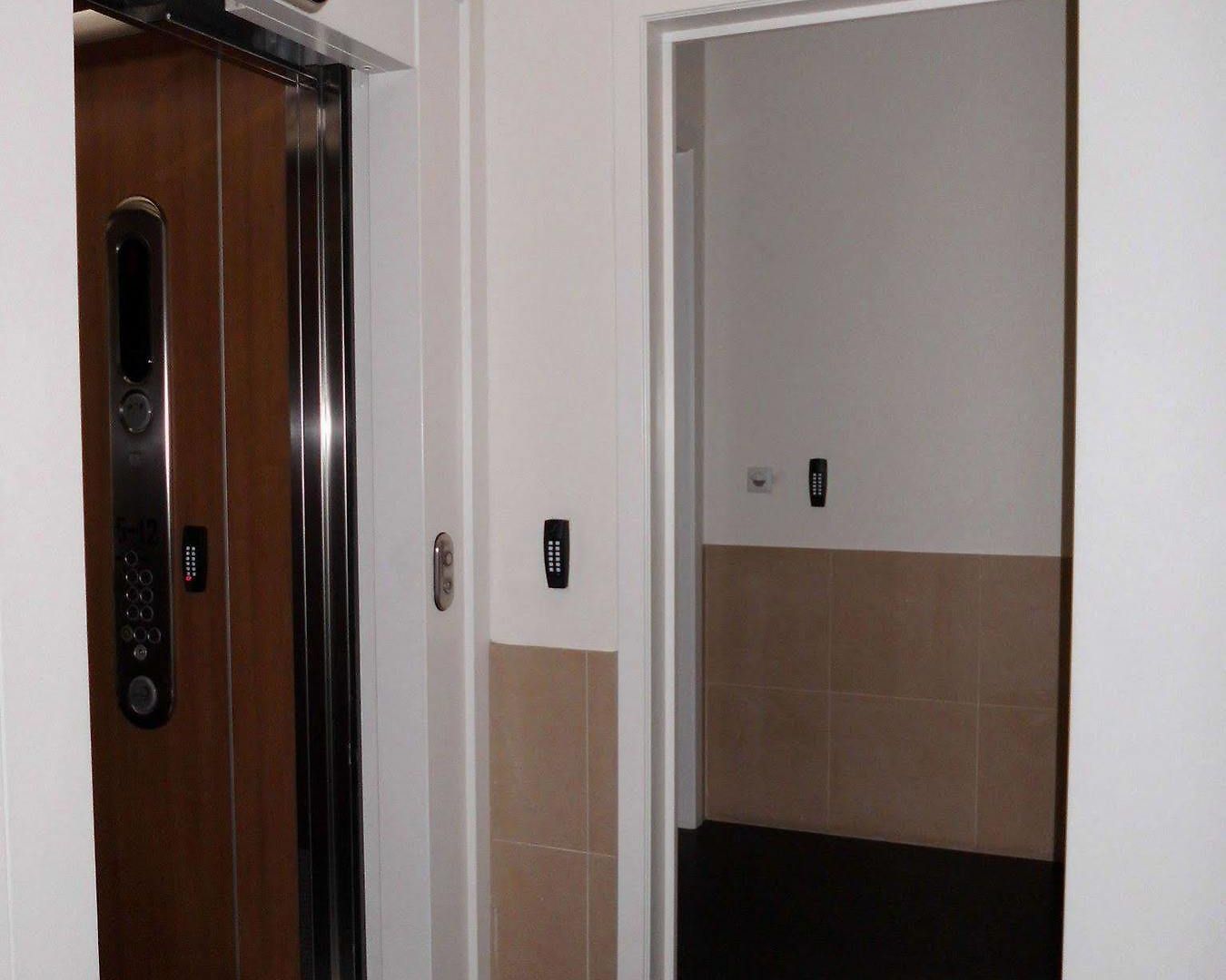 & Housingbrussels Apartment *