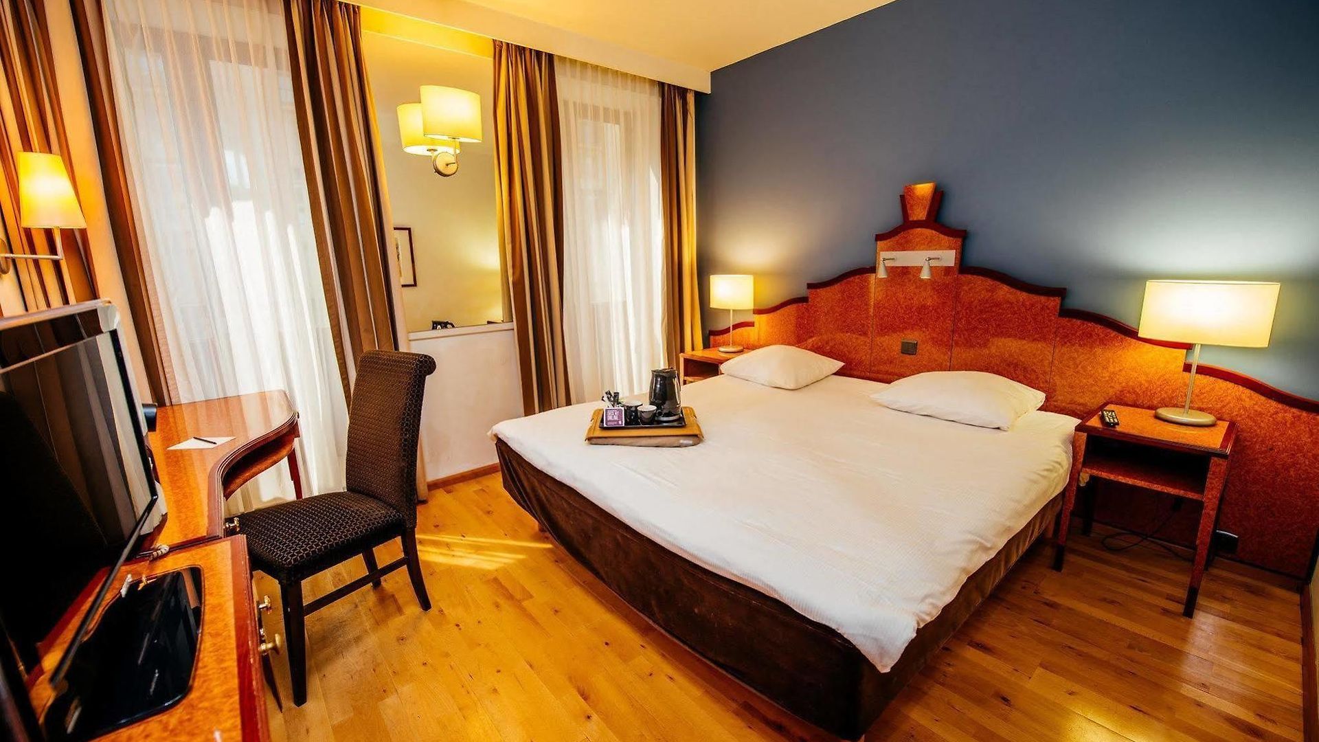 Numa Royal Galleries Hotel