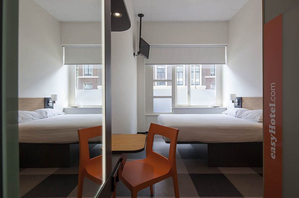 Hotel Easyhotel City Centre 3*