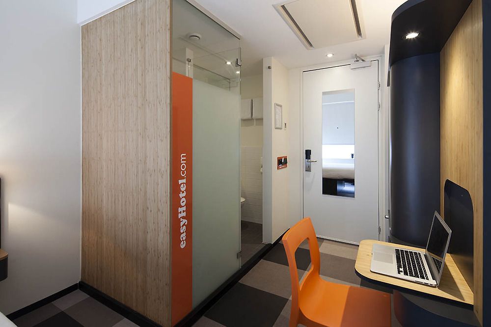 Easyhotel City Centre 3* Brussels