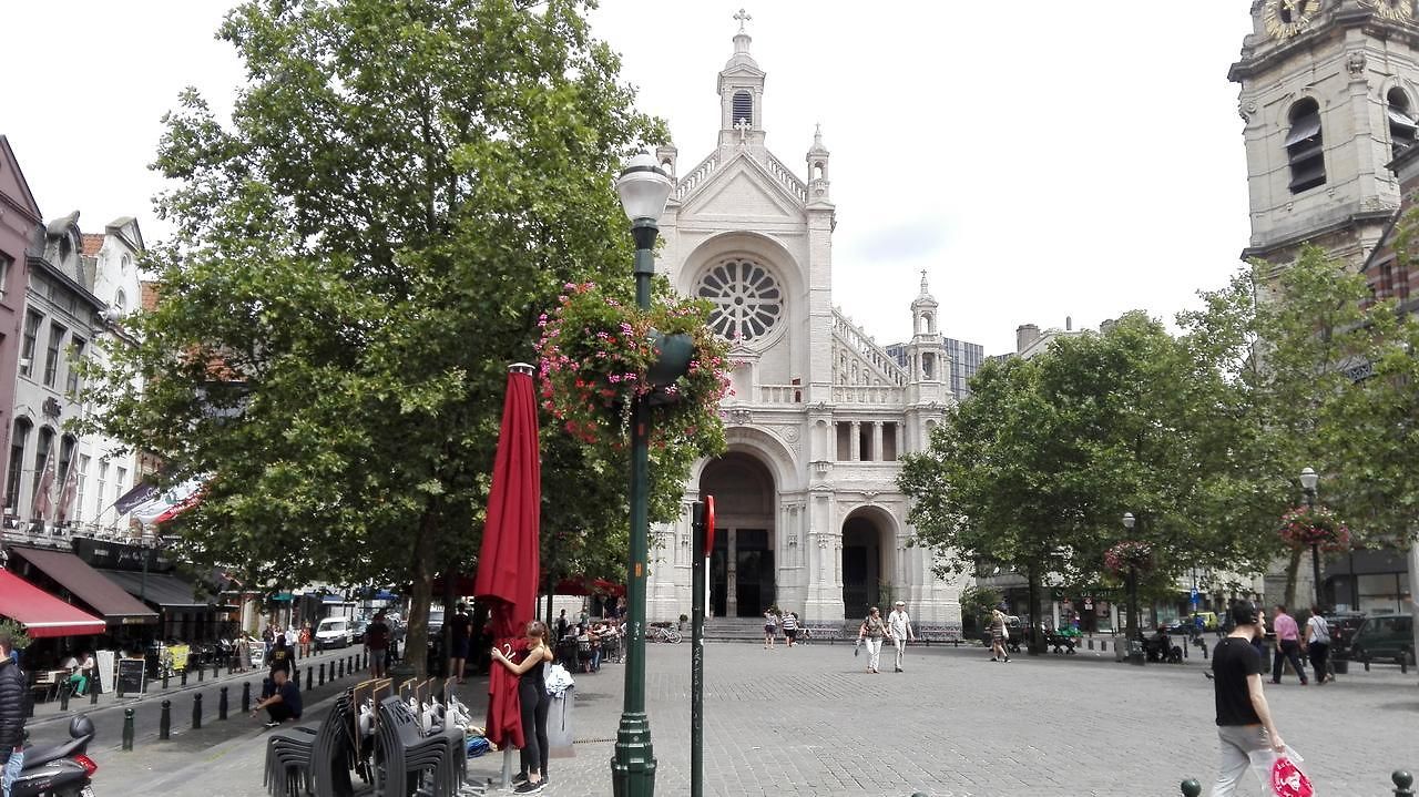 36 Brussels
