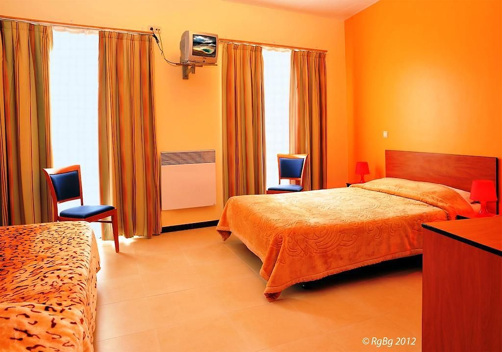 The Moon Hotel 2*