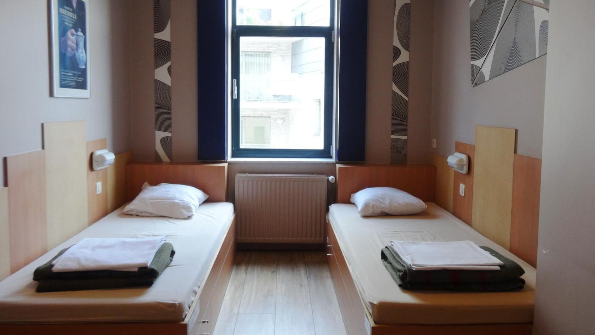 Hostel Sleep Well Youth *