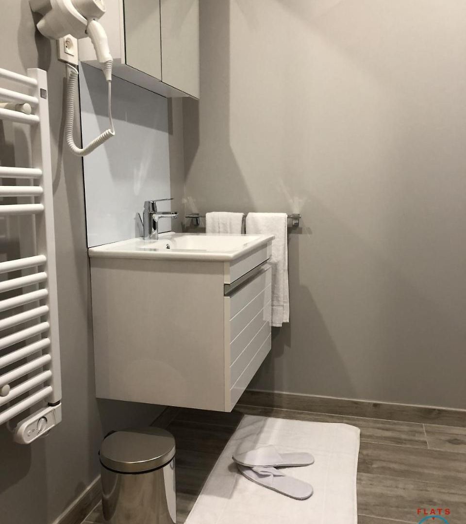 Flat Midi 33 Aparthotel 3*