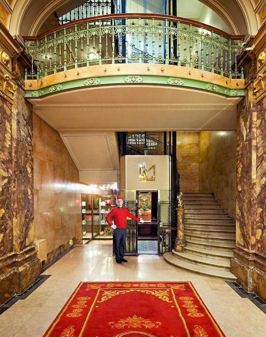 Metropole